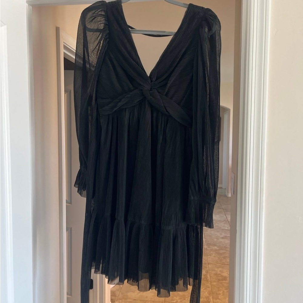 Listicle Black Long Sleeve Dress